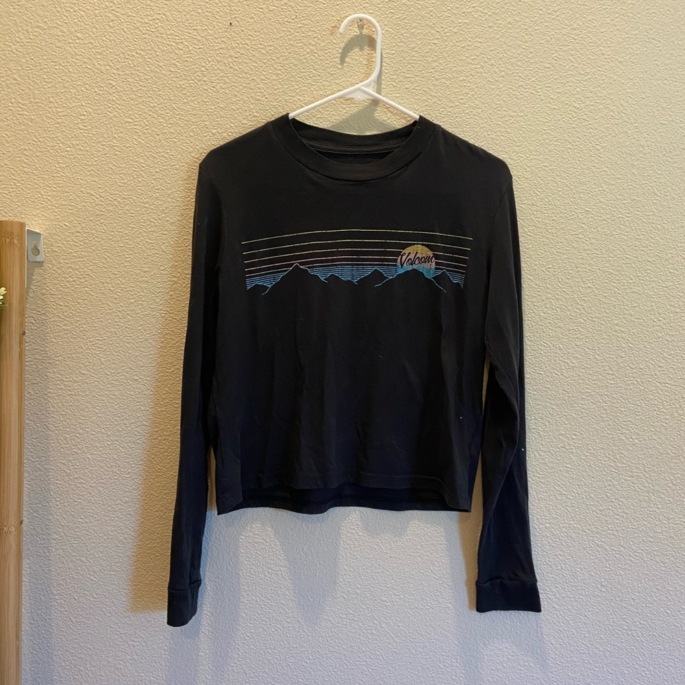 Volcom long sleeve shirt